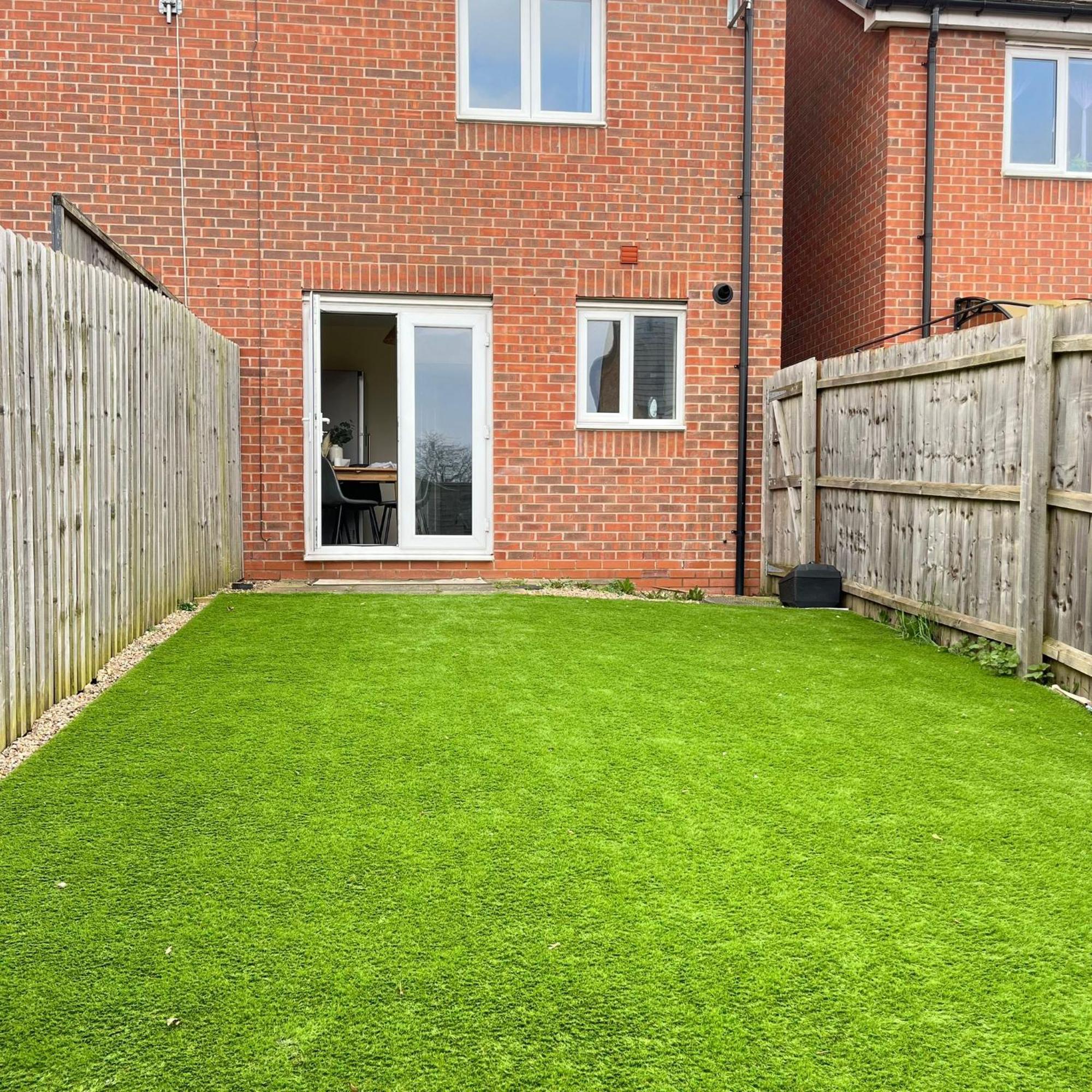 Ferienwohnung Good For Company Let 2-Bed In Coventry 2X Parking Exterior foto